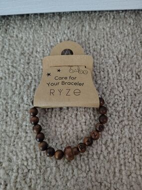 Ryze Wooden Mushroom Bracelet